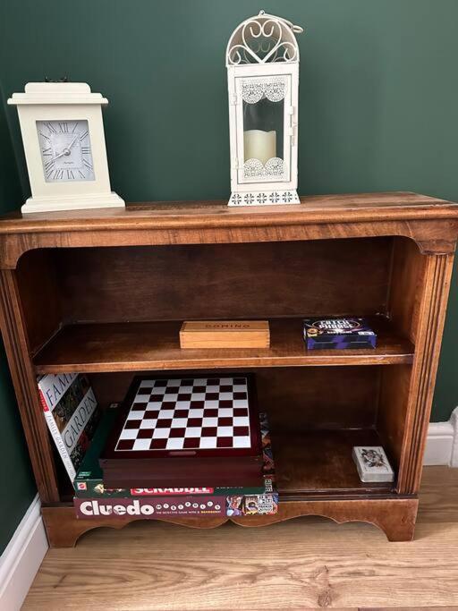 Quaint 1 Bedroom Cottage In Pudsey, Leeds エクステリア 写真